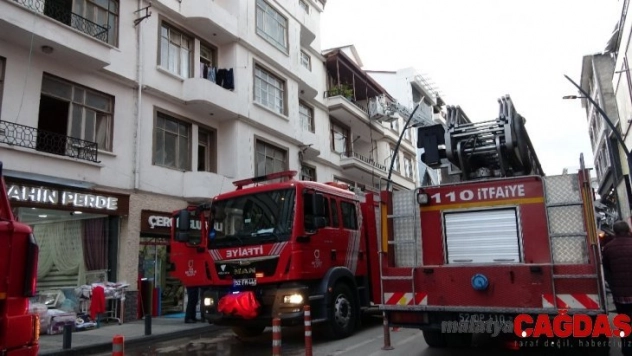 Ordu'daki çatı yangını paniğe neden oldu