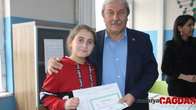 Osmaneli'nde de öğrenciler yarı yıl tatiline girdi