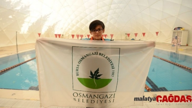 Osmangazili kulaçtan bronz madalya