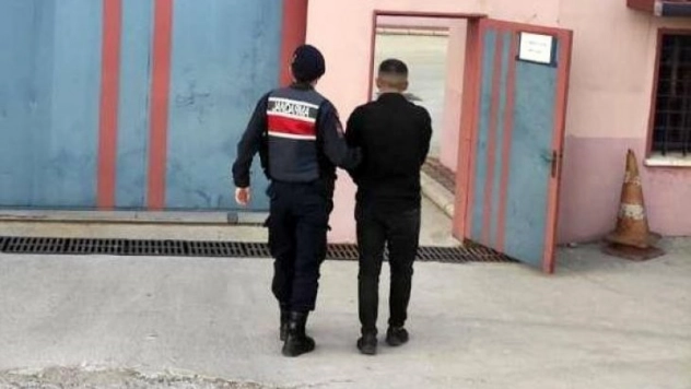 Osmaniye'de 3 yıl hapis cezasıyla aranan hükümlü yakalandı