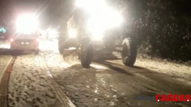 Osmaniye'de kar görmeye gidip mahsur kalan vatandaşlar kurtarıldı