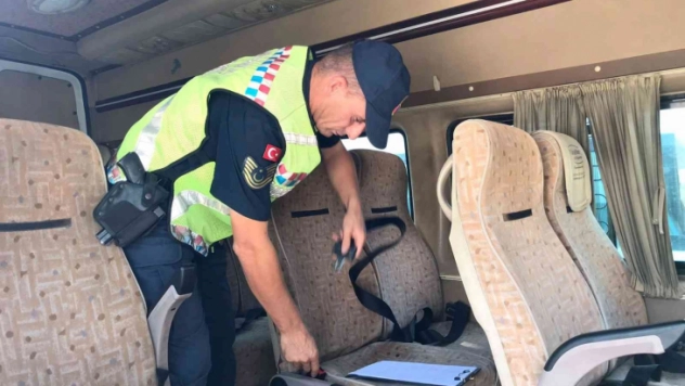 Osmaniye'de okul servis araçları denetlendi