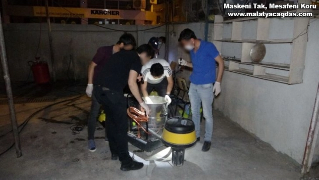 Oto yıkamada uyuşturucu operasyonu: 2 Gözaltı