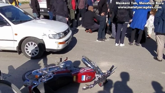 Otomobil ile motosiklet çarpıştı: 2 yaralı