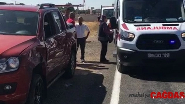 Otomobil ile tır çarpıştı: 1 yaralı