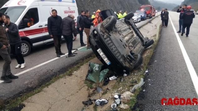Otomobil kaygan yolda takla attı: 1 ölü, 3 yaralı