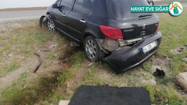 Otomobil şarampole devrildi, sürücünün burnu dahi kanamadı