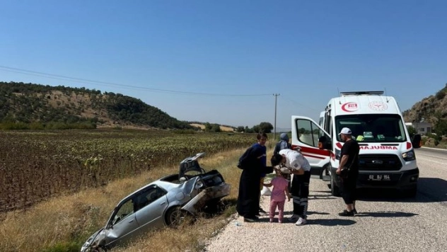 Otomobil şarampole yuvarlandı: 1 yaralı