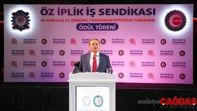 Öz-İplik Sendikası 42'nci kuruluş yıl dönümünü kutladı