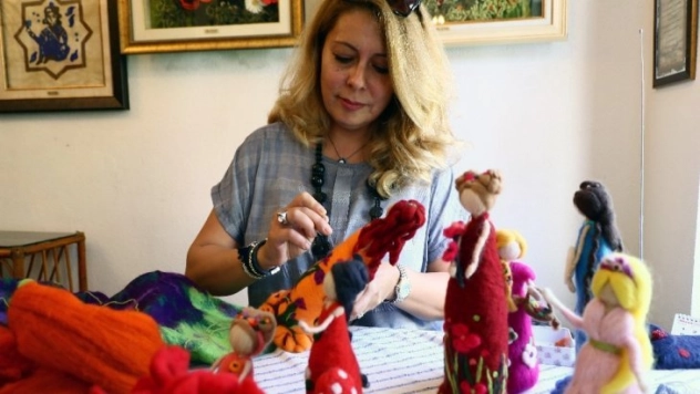 (Özel) Asırlık keçe sanatına bambaşka boyut kazandırdı