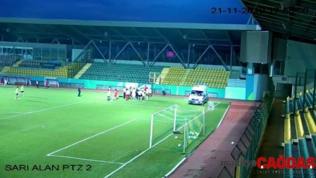 (Özel) Esenler'de dili boğazına kaçan sporcuyu güvenlik görevlisi kurtardı