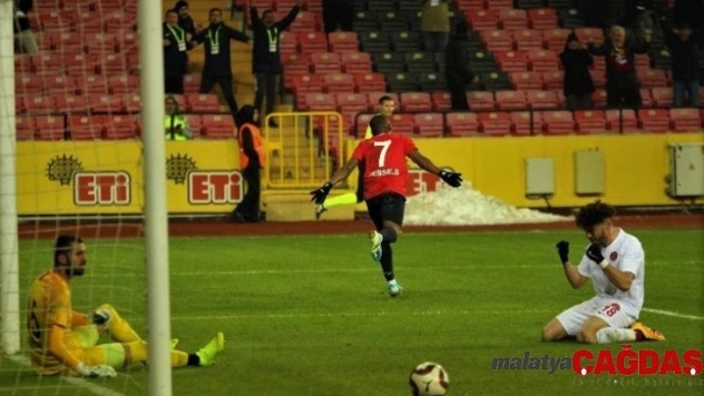 (özel) Galatasaray'ın gündemindeki Jesse ile ilgili hocasından açıklama