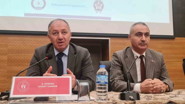 Antalya'da tefecilik ve nitelikli dolandırıcılık operasyonu