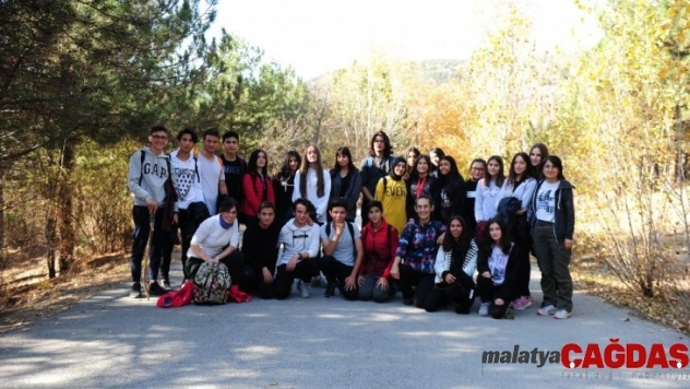 Yeşil Düşün' projesiyle lise öğrencileri farkındalık oluşturuyor