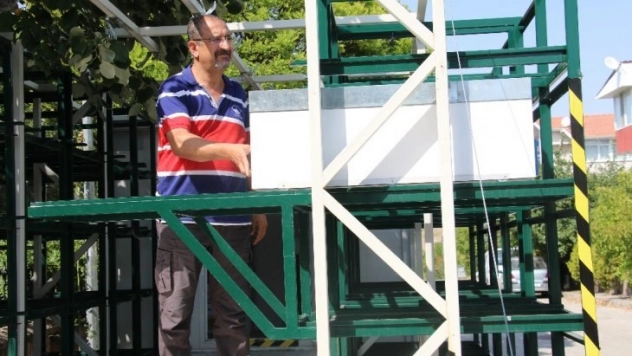 (Özel) Uçak mühendisinden dünyada örneği olmayan yerli mobil arıcılık sistemi