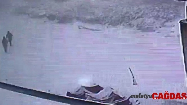 (Özel) Uludağ'da kayıp iki dağcının ormana girdiği anların görüntüleri ortaya çıktı