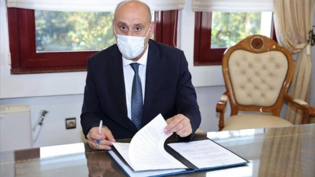 Öztürk 'Erzurum'a hizmet için geliyorum'