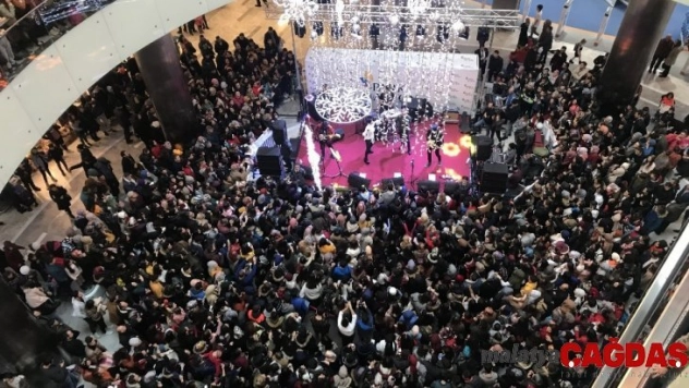 Park Afyon AVM'de Aydilge rüzgarı