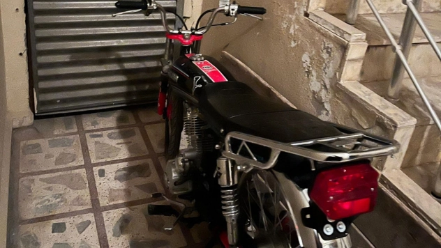 Park halindeki motosiklet çalındı