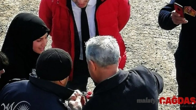 Parmağına yüzük sıkışan öğrencinin imdadına itfaiye yetişti