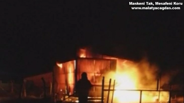 Patlama ile alevler içerisinde kaldı