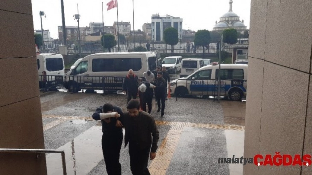 Patrik Bartholomeos'un evine firen şüpheliler adliyede