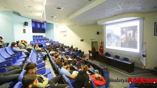 PAÜ'de kültür varlıklarının nasıl korunacağı ve restorasyon masaya yatırıldı