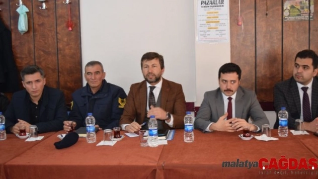 Pazarlar'da halk toplantısı