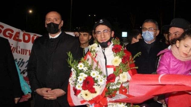 Pekin'de Erzurumlu sporcuların başarısı gururlandırdı