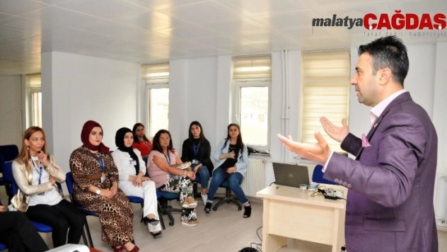 Personele diksiyon ve güzel konuşma eğitimi