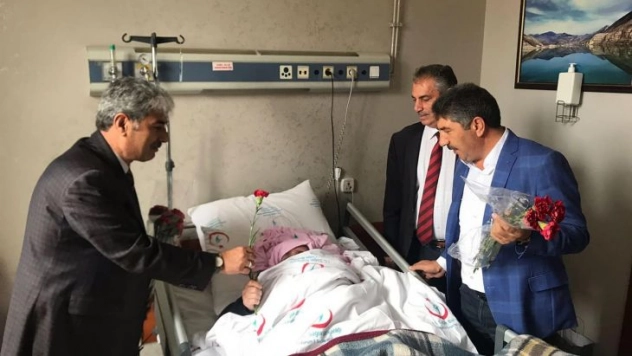 Polat'tan Tıp Bayramı mesajı