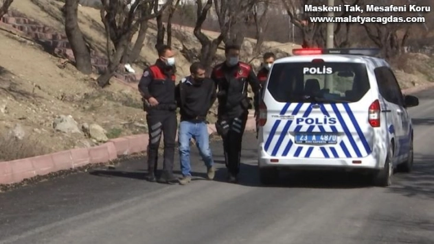 Polis aracıyla kaçmaya çalışan şüpheliyi havaya ateş açarak yakaladı