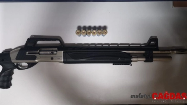 Polis asayiş uygulamasında 7 silah ele geçirdi