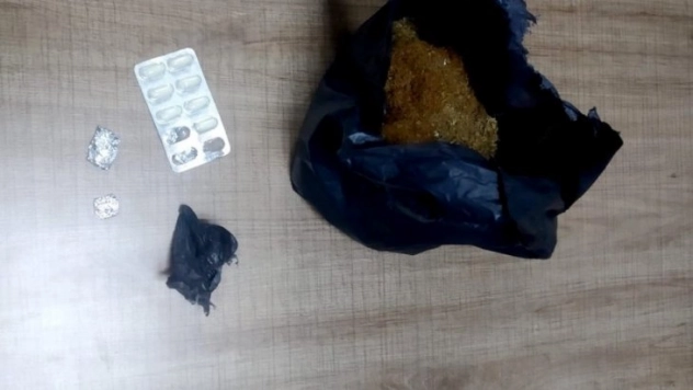 Polis ekipleri uyuşturucuya geçit vermiyor