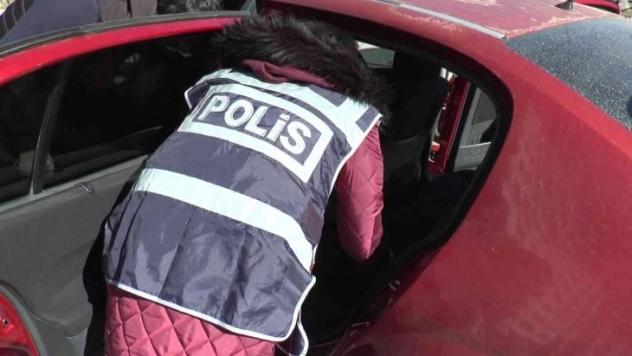 Polisten huzur uygulaması