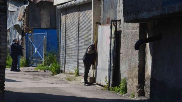 Polisten kaçan hükümlü, evinin etrafı sarılarak yakalandı