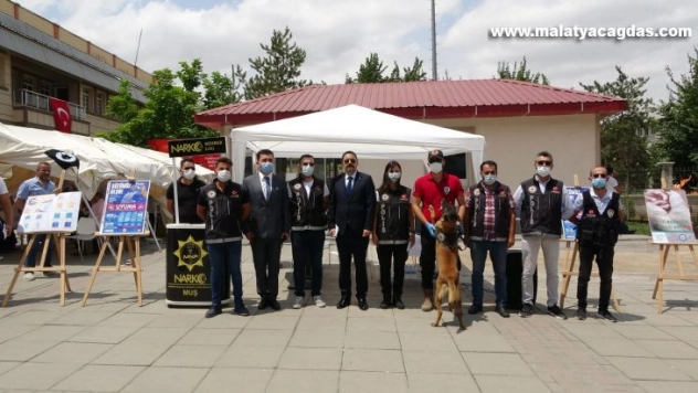 Polisten uyuşturucu ve organize suçlara karşı mücadele çalışması