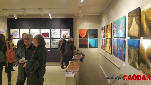 Posta pulu tabloları büyüledi