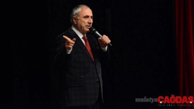 Prof. Dr. Nurullah Genç'ten 'Başarı Bedel İster' konferansı