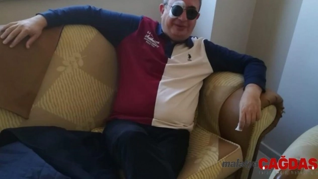 Profesör evinde ölü bulundu