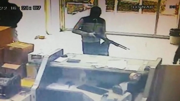 PTT şubesinde silahlı soygun yapan 3'üncü şüpheli de tutuklandı