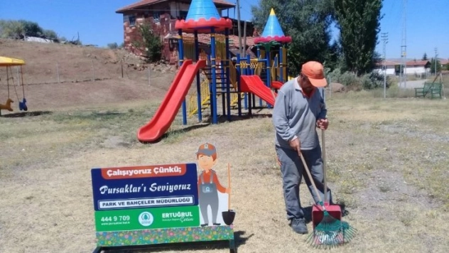 Pursaklar'ın parklarında yoğun çalışma