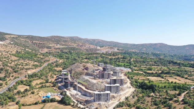 Pütürge Merkez Baştan Aşağı Yenileniyor 