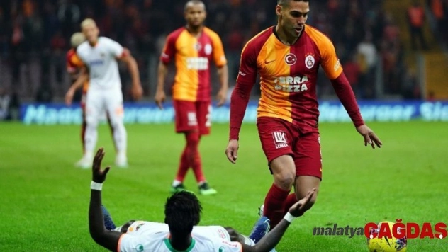 Radamel Falcao formasına kavuştu