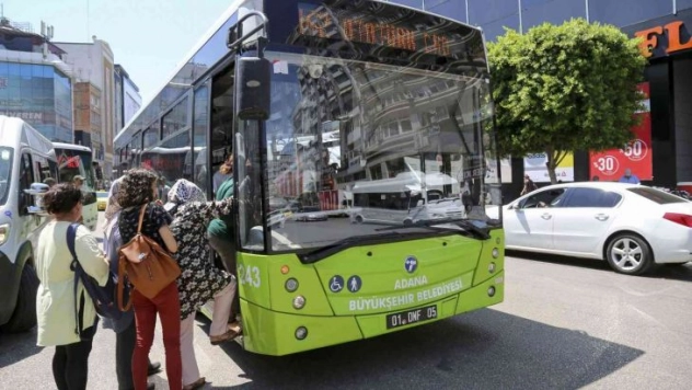 Ramazan Bayramı'nda metro ve otobüs ücretsiz