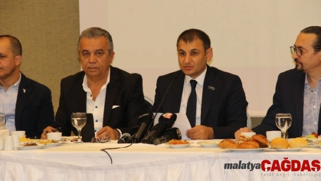 Ramazan Özer: 'Odamızı Ankara ve bağlı illerde bulunan tüm optisyenler, gözlükçüler, toptancılar ve yerli üreticilerle yöneteceğiz'