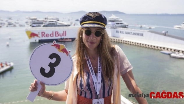 Red Bull Uçuş Günü'ne ünlü akını