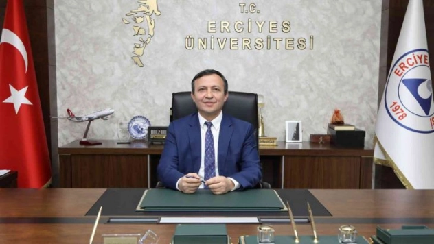 Rektör Çalış: 'Milletimiz bağımsızlığı için canını vermeye tereddüt etmemiştir'