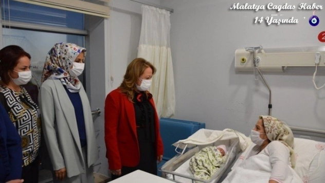 Rektör Karabulut'tan hastane ziyareti