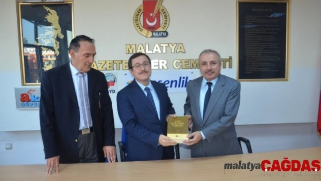 Rektör Kızılay'dan Gazeteciler Cemiyetine ziyaret